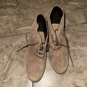 Bjorndal suede bootie tan 7 great condition like jcrew wedge tie shoe boot fall